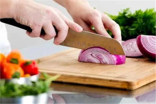 فوائد صحية لتناول البصل.. منها تعزيز المناعة