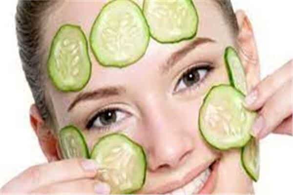 أبرز أنواع الخضروات والفاكهة لترطيب البشرة في الصيف