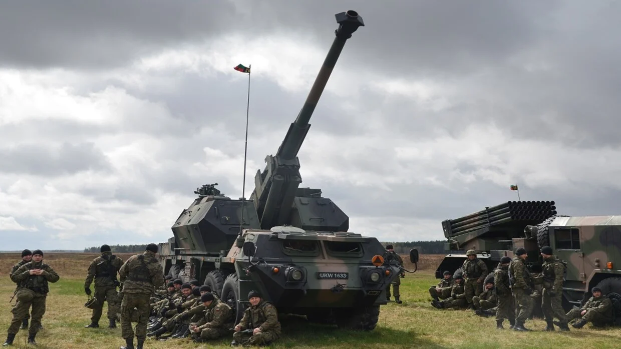 الرئيس التشيكي يعلن عن توريد 100 ألف قطعة ذخيرة إلى كييف