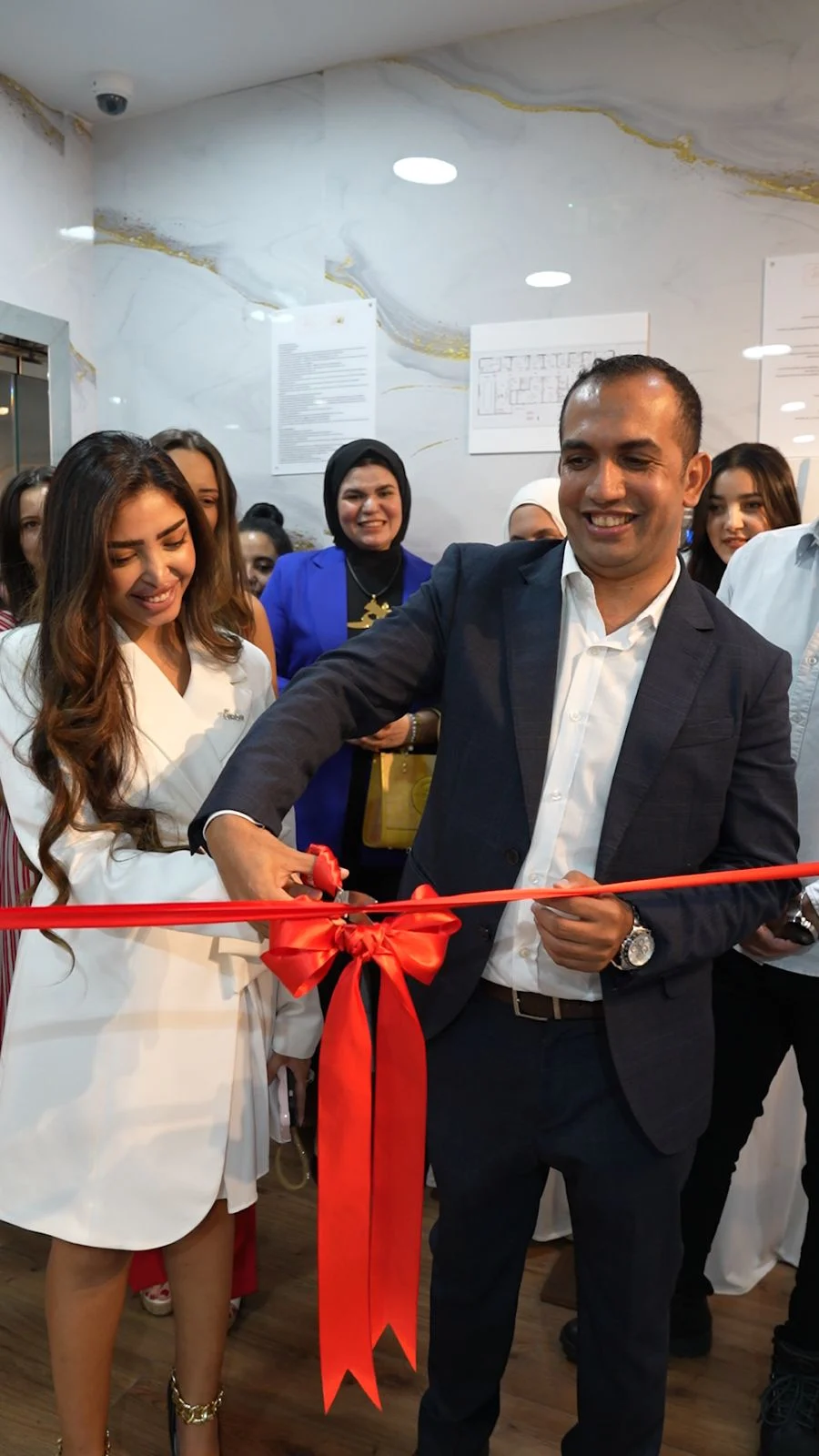 مركز "رويال غلو"