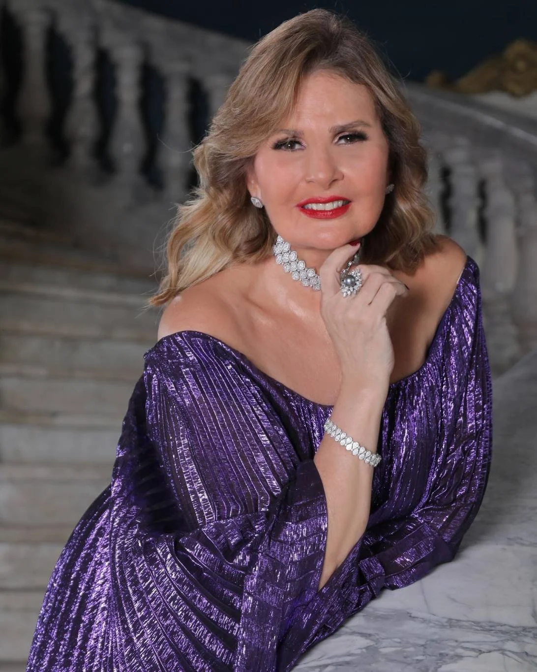 هاني البحيري يكشف أسرار فستان يسرا الجريء في "طيور الظلام"