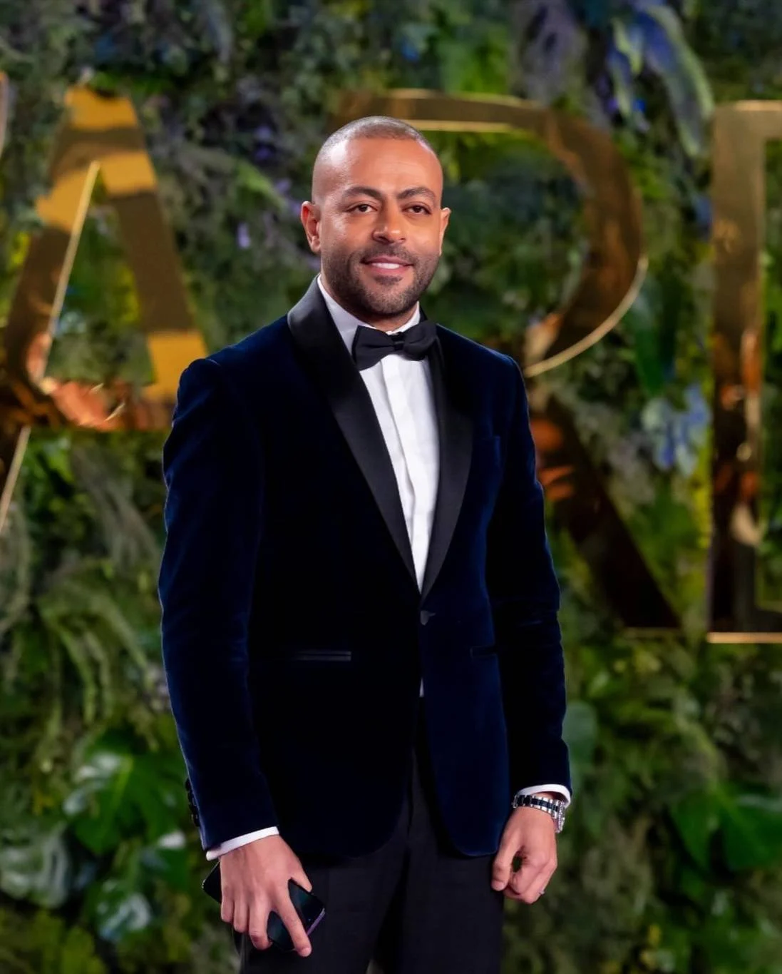 تامر عاشور يحذر جمهوره من حفل وهمي: تفاصيل كاملة