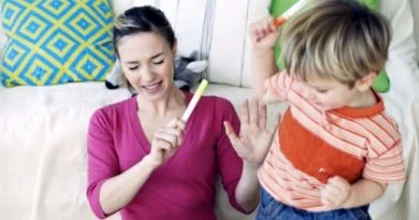 السفر مع طفلك المصاب بـ ADHD: دليل شامل لرحلة مريحة وناجحة