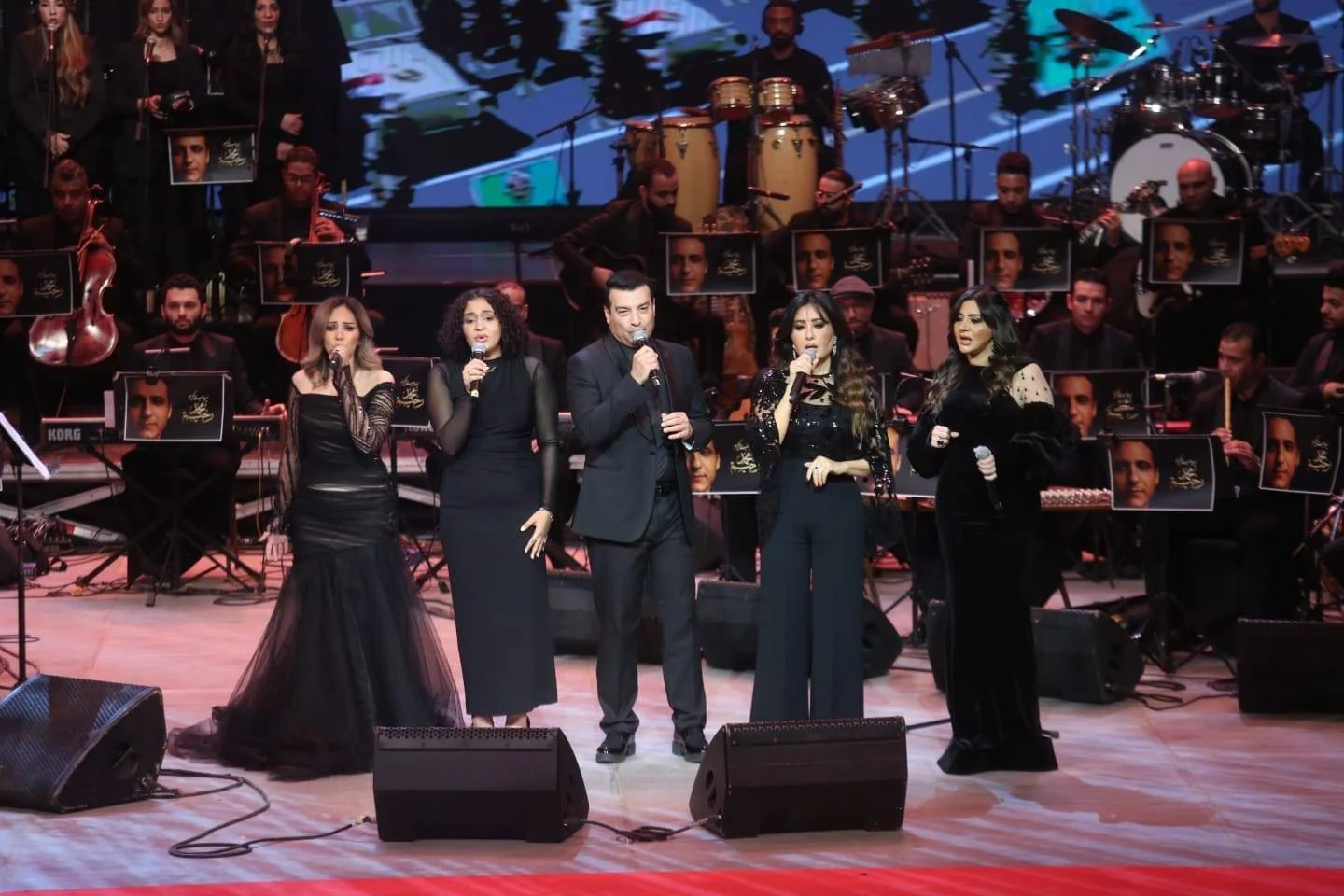 نجوم الغناء العربي يشيدون بمحمد رحيم في حفل تأبين مؤثر