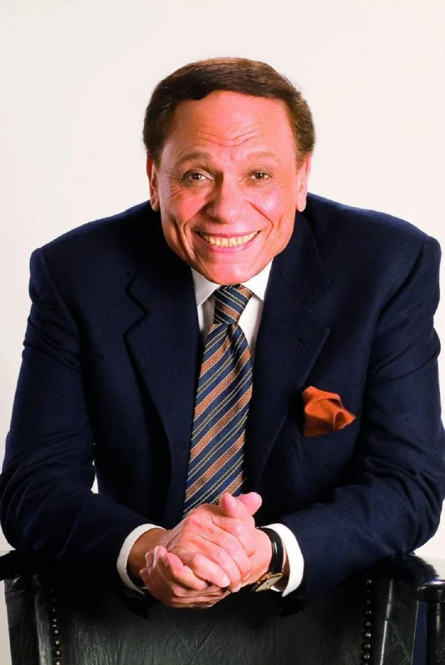 هل يعود الزعيم؟ رامي إمام يكشف عن حقيقة عودة عادل إمام للتمثيل