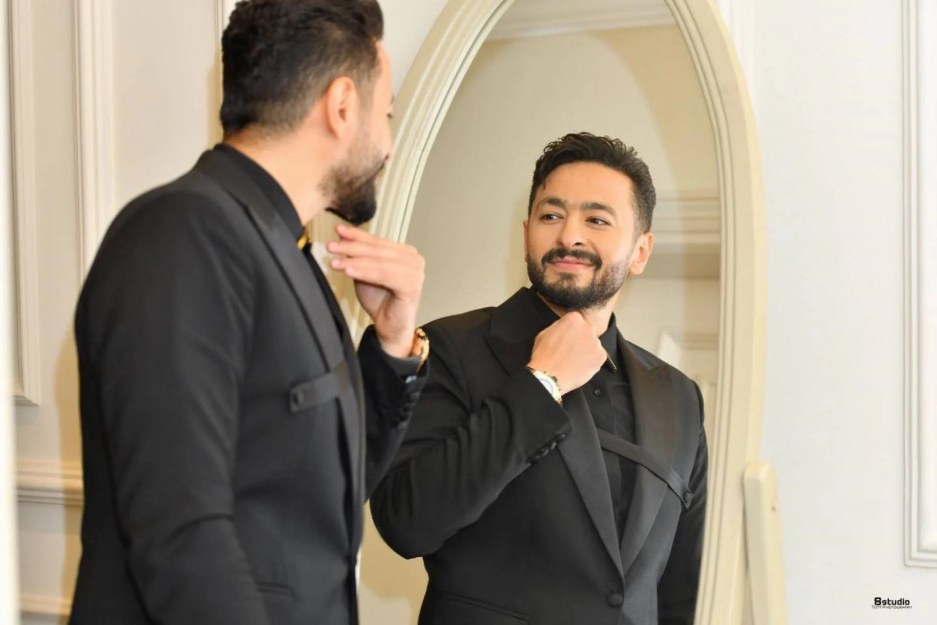 حمادة هلال يكشف أسرار زواجه المبكر في برنامج "ضيفي" مع معتز الدمرداش