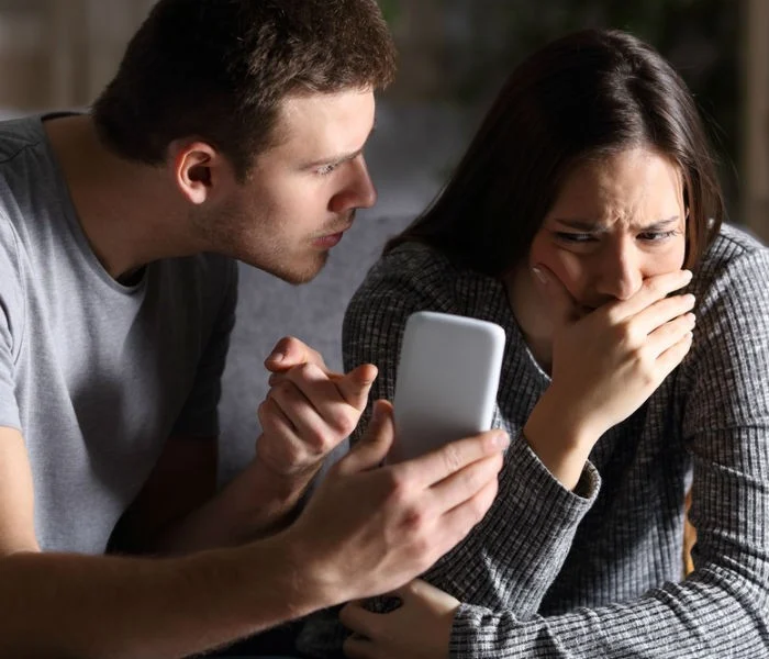 نصائح فعالة للتعامل مع الغيرة الزوجية وتجنب الخلافات