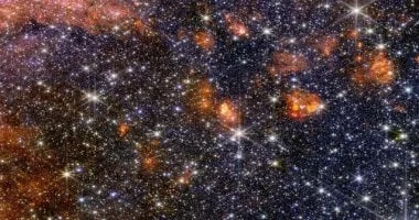 تلسكوب جيمس ويب يكشف أسرار المادة المظلمة بشكل غير مسبوق 