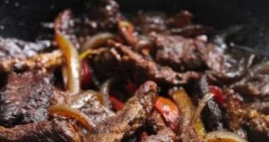 وصفة عرق اللحمة بطعم جديد في المنزل 