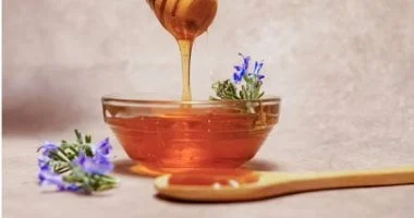 أنسب وقت لتناول عسل النحل لصحة الأمعاء والمناعة 