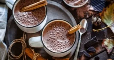 الهوت شوكليت: 5 فوائد صحية لتناوله يومياً 