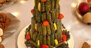 شجرة ورق العنب الأبرز: أغرب 5 أشكال لأشجار الكريسماس في العالم 