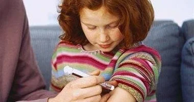 قبل 2026.. كيف يهدد نمط الحياة العصري أطفالنا بالسكر والكوليسترول 