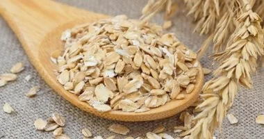 4 أطعمة يومية لخفض الكوليسترول والحفاظ على صحة الشرايين 