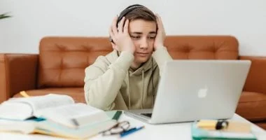 6 نصائح للمذاكرة بنشاط وحيوية في الطقس البارد 