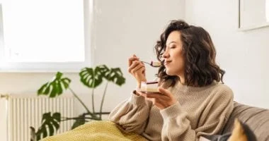 تفسير حلم التورتة والكيك للفتيات: فرح وبداية مرحلة جديدة 