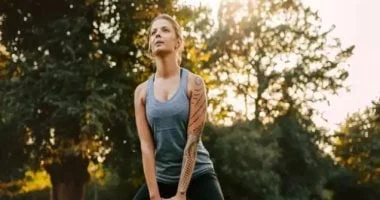 خطة من 5 خطوات للحفاظ على صحة أفضل للنساء بعد الخمسين 