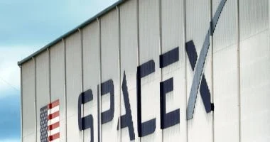 سبيس إكس تطلق قمرًا صناعيًا إيطاليًا لمراقبة الأرض مهمة فضائية 2026 