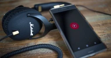 موسيقى بلا روح؟ الذكاء الاصطناعي يهدد شعبية YouTube Music 