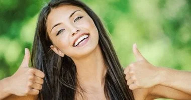 4 وصفات طبيعية لتعزيز نمو الشعر أثناء النوم 