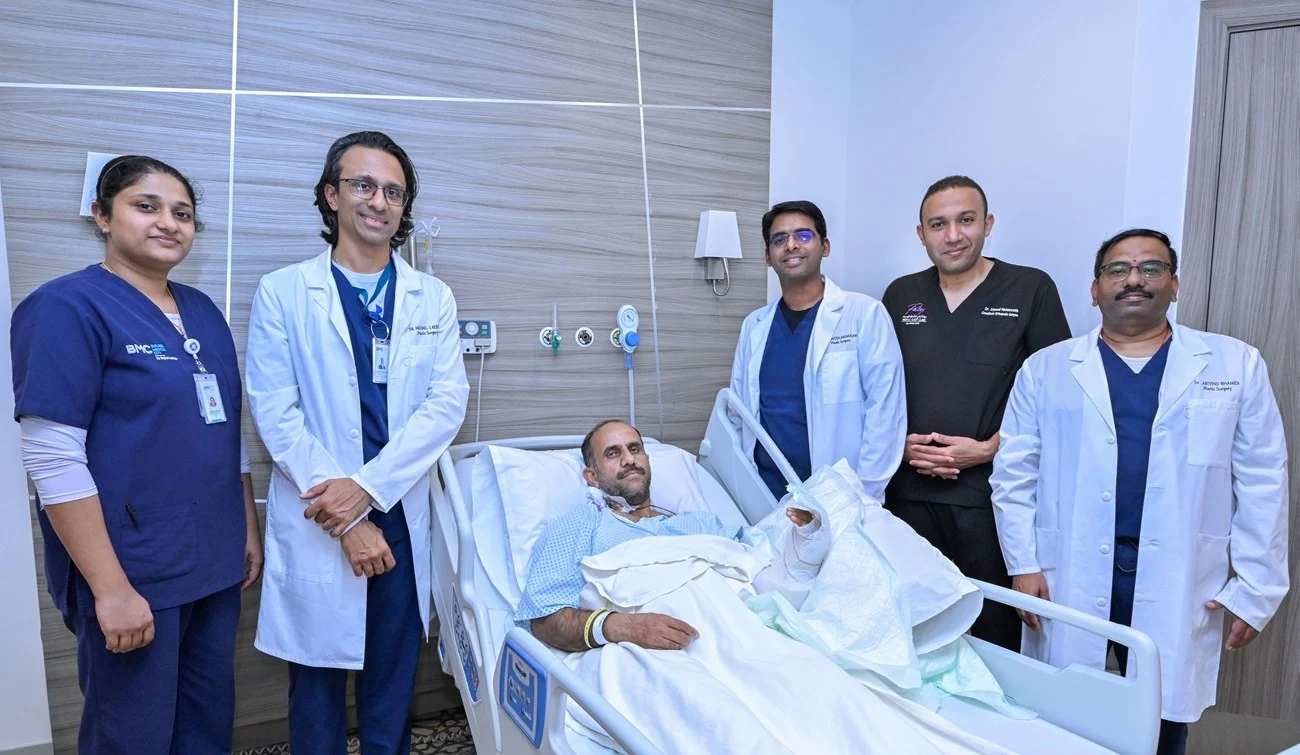 «برجيل أبوظبي» تُحقق نجاحاً في إعادة زراعة يد مبتورة بالكامل 