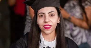 لا تعرف المستحيل: رانيا حاربت مرضها بالصناعة اليدوية وفوانيس رمضان 