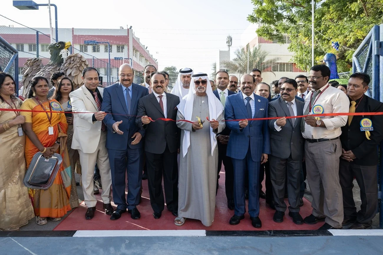 نهيان بن مبارك يحضر احتفال مدرسة أبوظبي الهندية باليوبيل الذهبي 