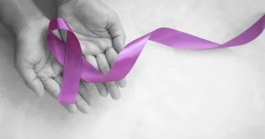 كيف ينتشر السرطان في الجسم؟ 7 علامات مبكرة لا يجب تجاهلها 