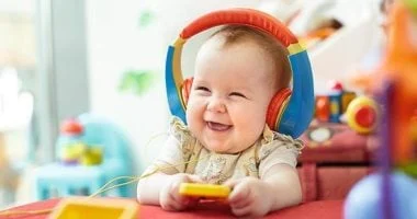 دراسة حديثة: الرضع يمتلكون حساً موسيقياً فطرياً 
