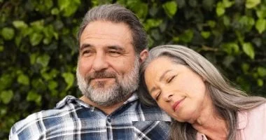 عيد الحب 2026.. دراسة: الجلوس بجوار الحبيب يسبب النعاس لهذا السبب 