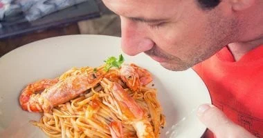 علامة تحذيرية لمرض باركنسون قد تظهر في الأنف قبل سنوات من التشخيص 