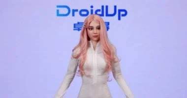 روبوت مويا أول نموذج يحاكي الطبيعة البشرية في الحركة والسلوك تمامًا 