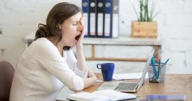 أسباب التعب يوميًا ومتى يجب استشارة الطبيب؟ 