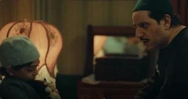 خمسة أسباب تجعلك تتوقف عن الكذب على ابنك 