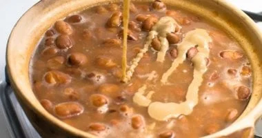 سحور 17 رمضان: طريقة إعداد الفول بالطحينة 