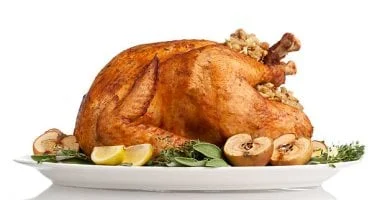 طريقة عمل الديك الرومي في مطبخك بخطوات سريعة 