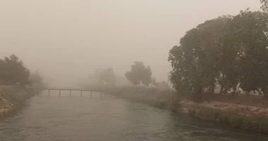 تفسير حلم الأمطار والرياح: بشرة خير ورزق وتغيّرات مفاجئة 